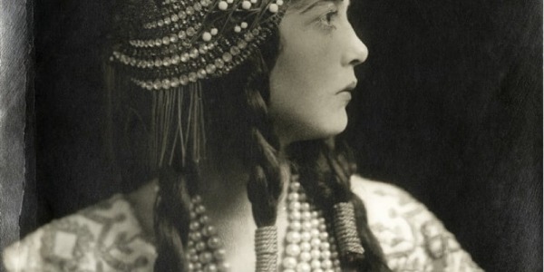 The Jewellery Archive